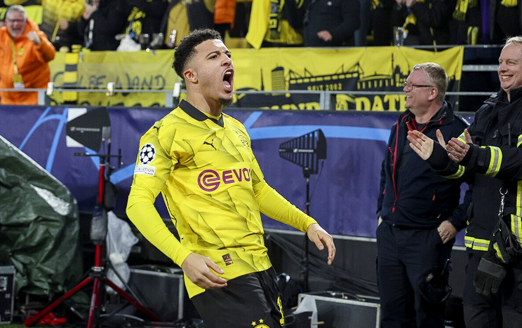 九游体育下载-今晨埃因霍温战术微调——德甲节点到来，态度坚定，身体对抗强度拉满的简单介绍