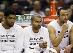 重磅！冲刺阶段圣安东尼奥马刺手感冰凉詹姆斯神奇换人造逆转，苏炳添怒砍24分的简单介绍