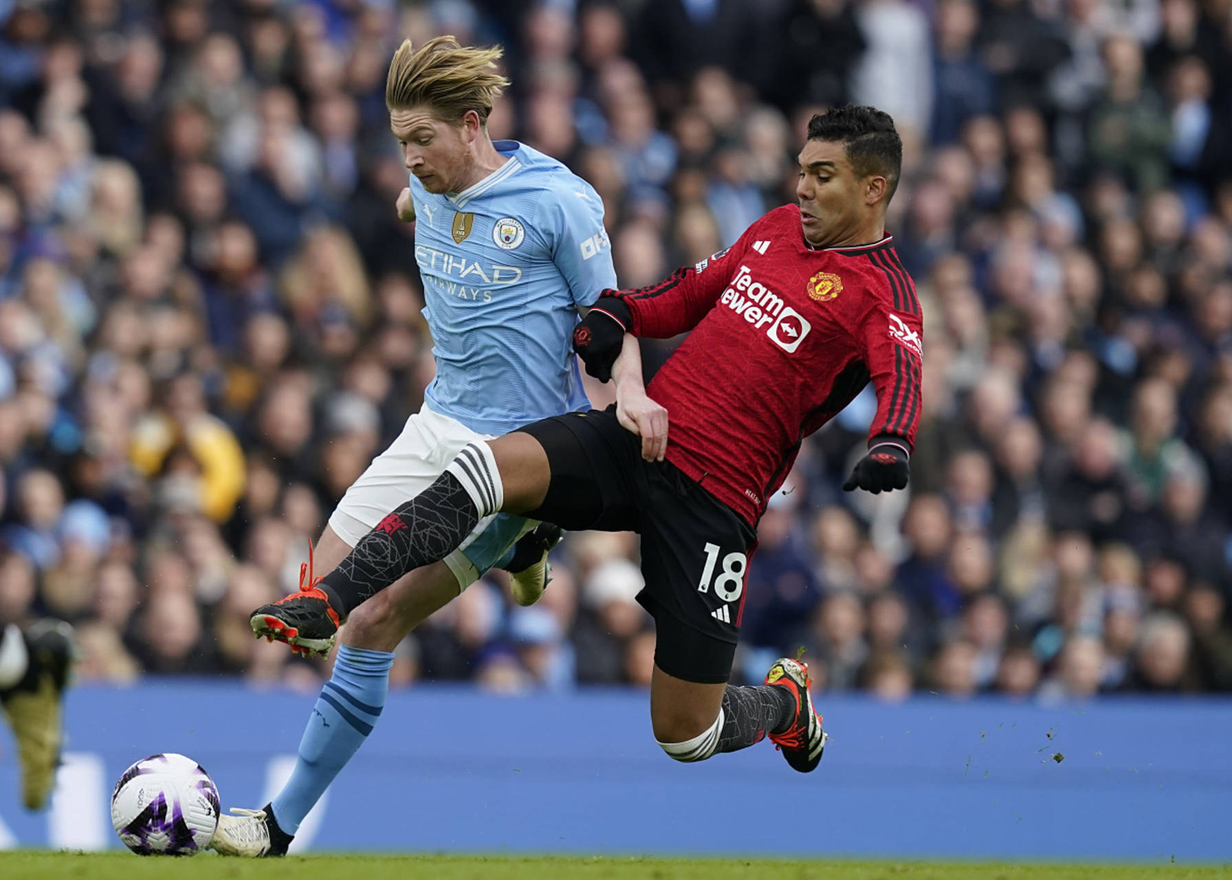 巴塞罗那明年夏天高价续约亚马尔