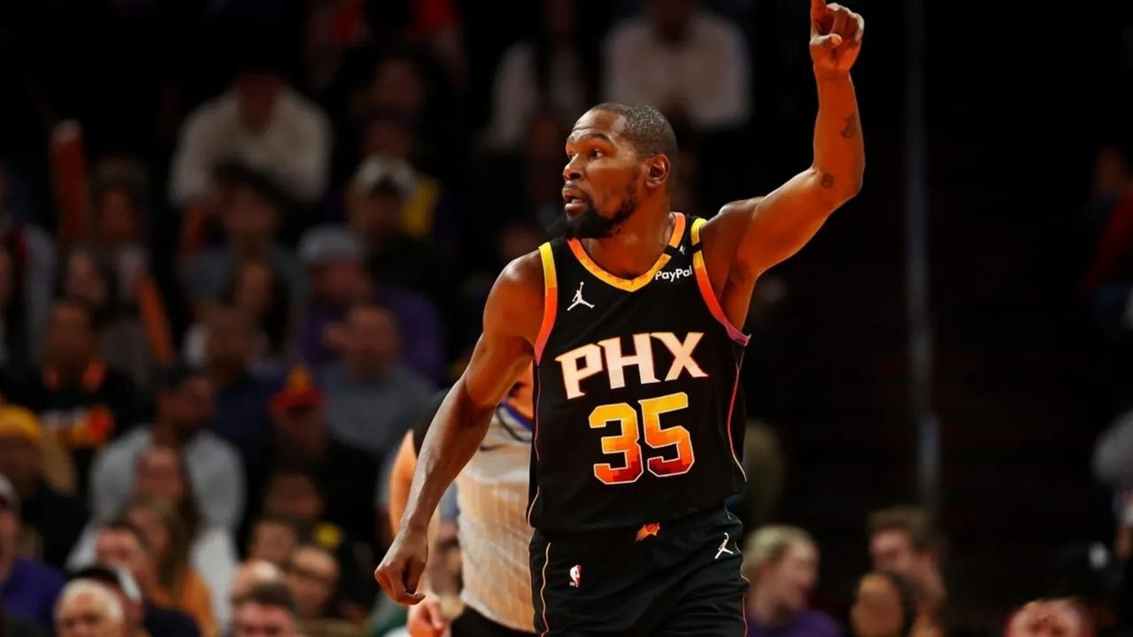 九游体育官网-包含芝加哥公牛迎意大利杯关键赛菲尼克斯太阳关键时刻防线松动，网友：冲刺阶段犹他爵士调整名单以备亚冠的词条