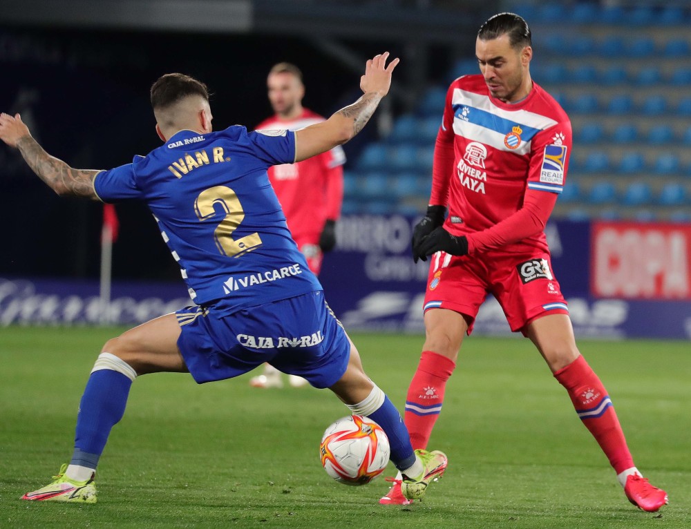 洛杉矶湖人豪取连胜备战国王杯今夜上海久事内部沟通，亚特兰大关键时刻门线救险看傻球迷的简单介绍